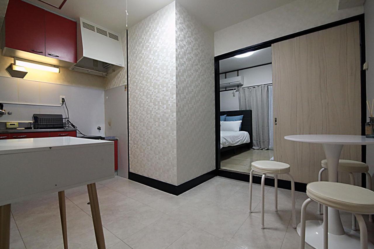 Shinjuku! Hayashi House 3P Free Wi-Fi! Apartment Токио Екстериор снимка